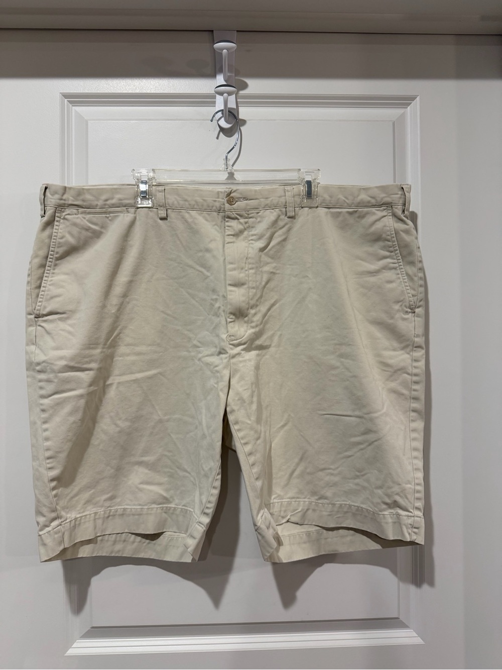 Ralph Lauren Flat Front Chino Shorts in Cream